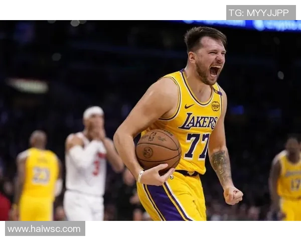 詹姆斯：东契奇很优秀，我们都是球队的领袖新赛季我们要夺冠！